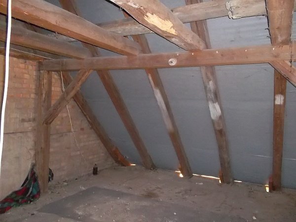 ausbaufähiges Haus in Rosian