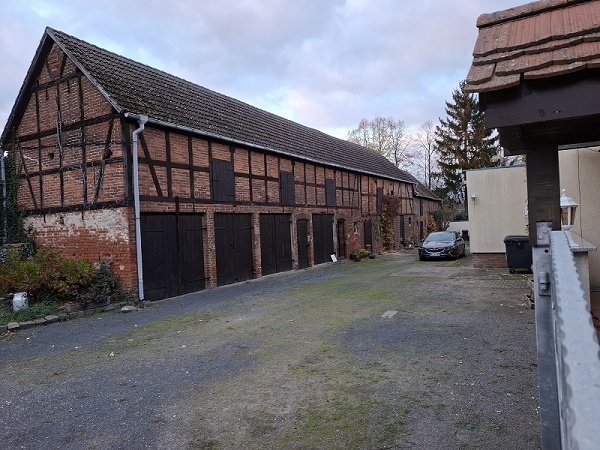 Renomierter Landgasthof in verkehrsgünstiger Lage mit großem Saal und Wohnung
