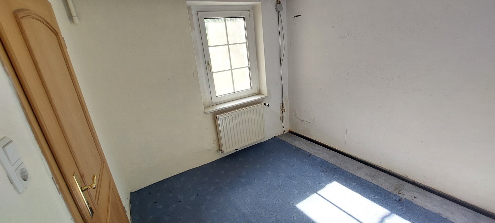 Einfamilienhaus mit Büro und Werkstatt