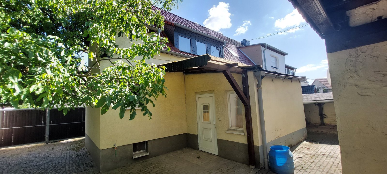 Gepflegtes Einfamilienhaus mit Nebengelass im Sülzetal