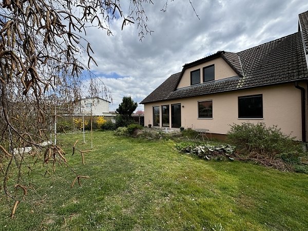 Einfamilienhaus in toller Wohnlage in Schartau