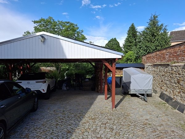 Gro&#xdf;z&#xfc;giges EFH mit Nebengelass und sch&#xf6;nem Garten!