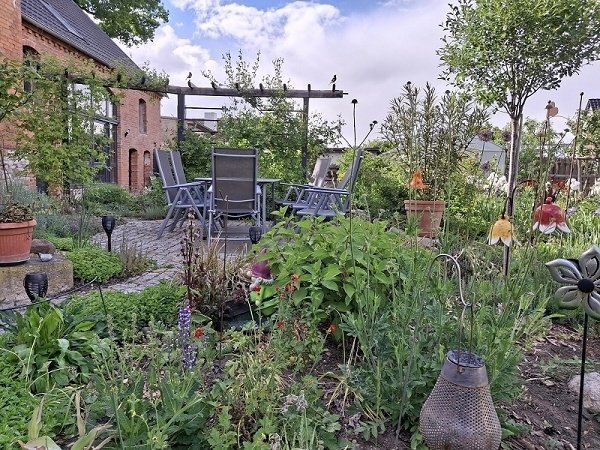 Gro&#xdf;z&#xfc;giges EFH mit Nebengelass und sch&#xf6;nem Garten!