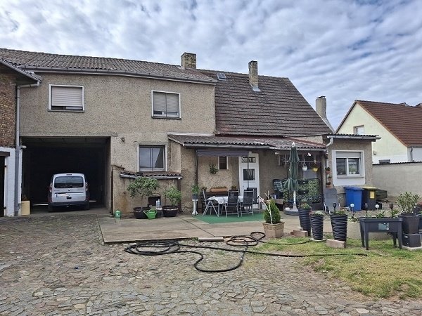 EFH mit viel Nebengelass und sch&#xf6;nem Garten!