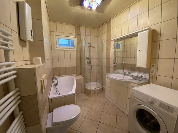 Schicke 2-Raumwohnung im Zentrum von Burg