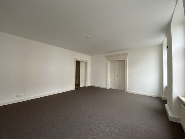 Schicke 2-Raumwohnung im Zentrum von Burg