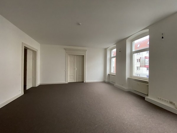 Schicke 2-Raumwohnung im Zentrum von Burg