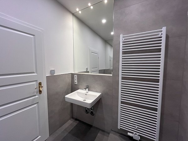 Exklusiver und moderner Wohnkomfort im Grünen in Berlin-Tiergarten!