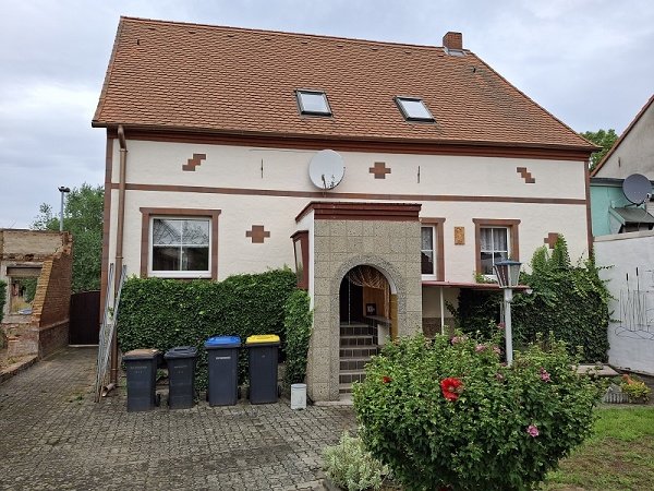 Einfamilienhaus mit Nebengelass und gro&#xdf;em GS.