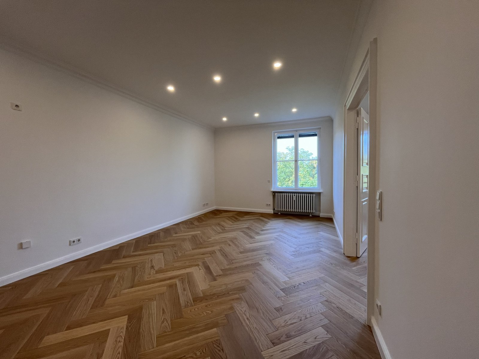 Exklusiver und moderner Wohnkomfort im Grünen in Berlin-Tiergarten!