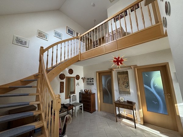 Zeitgem&#xe4;&#xdf; - h&#xfc;bsches Haus in Stadtfeld-West