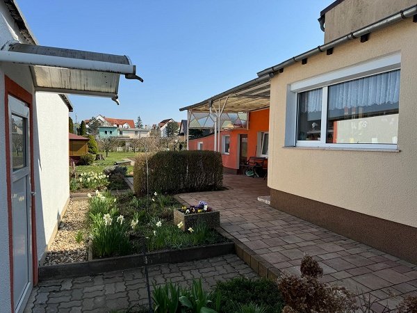 Toplage - Doppelhaush&#xe4;lfte in Stadtfeld-West