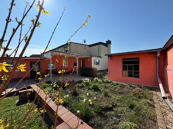 Toplage - Doppelhaush&#xe4;lfte in Stadtfeld-West