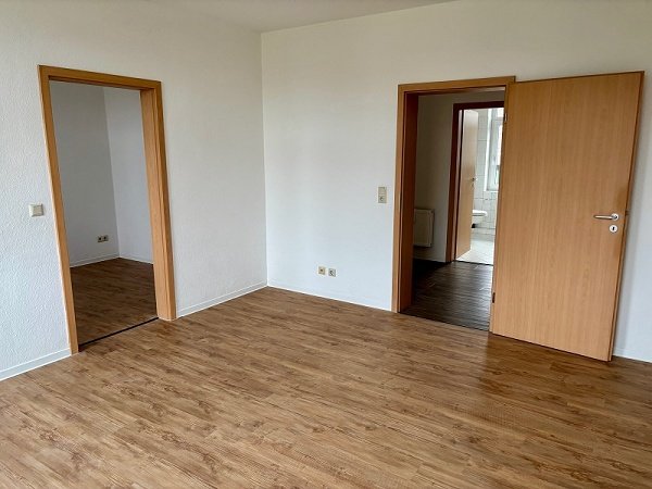 Renovierte Wohnung im Gr&#xfc;nen mit Balkon in Magdeburg nahe Gewerbegebiet / S&#xfc;lzetal!