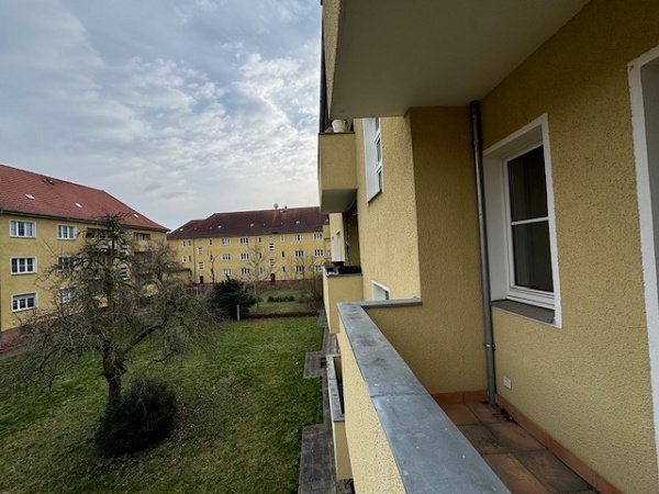 Kernsaniert und voll vermietet - MFH in der beliebten Curiesiedlung