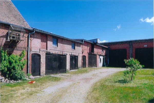 Wasserlage nahe Havel und Elbe - Mehrfamilienhaus mit großem Grundstück