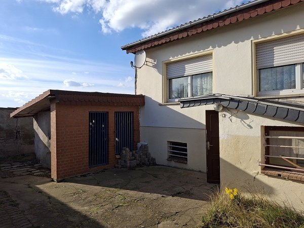 Teilsaniertes EFH sucht einen Handwerker!