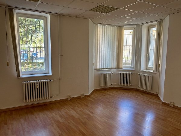Einzigartige Bürofläche in Magdeburg Altstadt - Zentral gelegen und mit flexibler Raumgestaltung!