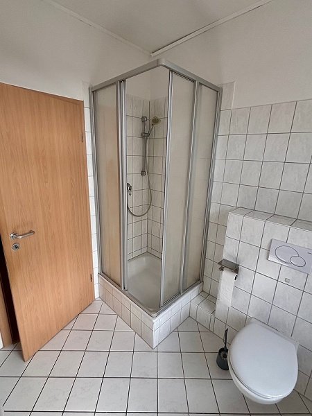 Wohnen im Grünen: Lichtdurchflutete 2-Zimmer-Wohnung mit großem Balkon!