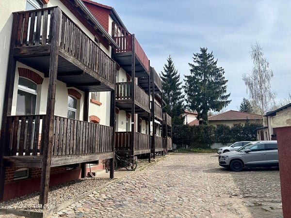 Wohnen im Grünen: Lichtdurchflutete 2-Zimmer-Wohnung mit großem Balkon!