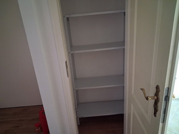 Über den Dächern von Stadtfeld und Top-Anbindung mit Kiez-Flair: Deine neue DG-Wohnung!