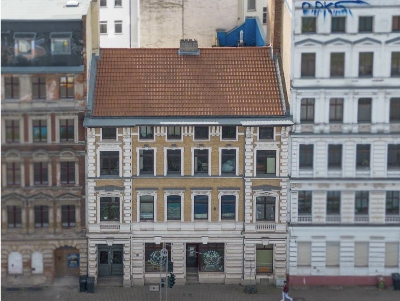 Stilvolles Gründerzeithaus in bester Altstadtlage von Magdeburg – Denkmalgeschütztes Mehrfamilienhaus mit Entwicklungspotenzial