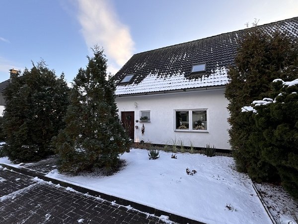 Eintreten und Staunen - Tolle Doppelhaushälfte in Waldrandlage