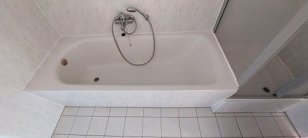 Mietwohnung mit Balkon u. Stellplatz in Niederndodeleben
