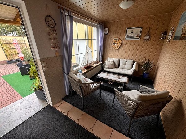 Charmantes Zweifamilienhaus mit Garten &Terasse in Ottersleben