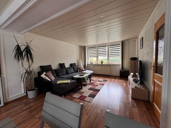Charmantes Zweifamilienhaus mit Garten &Terasse in Ottersleben