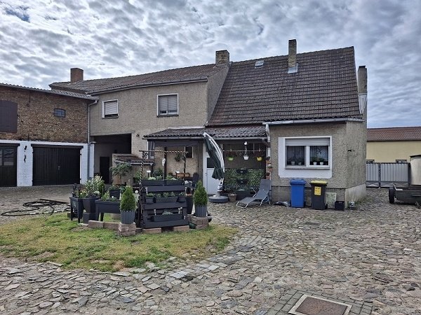 EFH mit viel Nebengelass und schönem Garten!