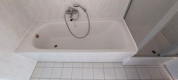Vermietete ETW + Balkon + Stellplatz + Ruhelage in Niederndodeleben