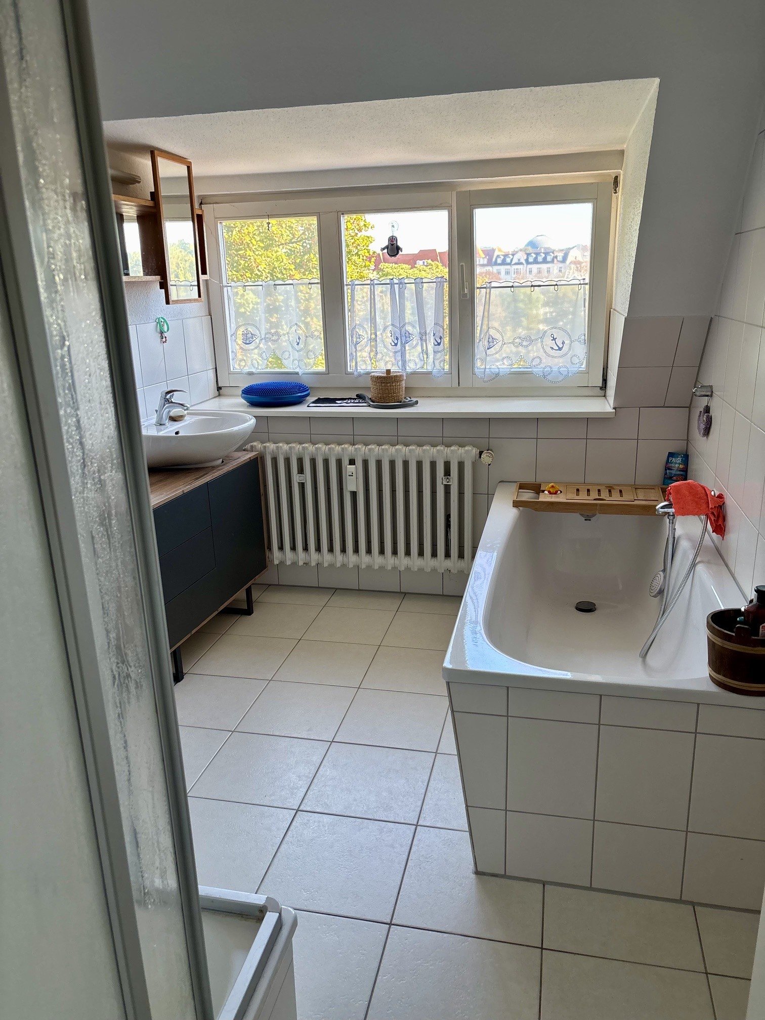 Einzigartige DG-Wohnung mit Erker in Magdeburger Altstadt - Zentral und mit flexibler Raumgestaltung