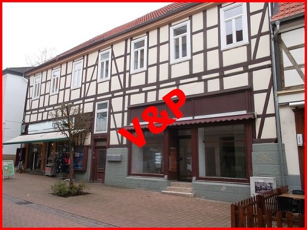 Schöningen: VERMIETETES WOHN- UND GESCHÄFTSHAUS IN CITYLAGE VON SCHÖNINGEN Schöningen: VERMIETETES WOHN- UND GESCHÄFTSHAUS IN CITYLAGE VON SCHÖNINGEN