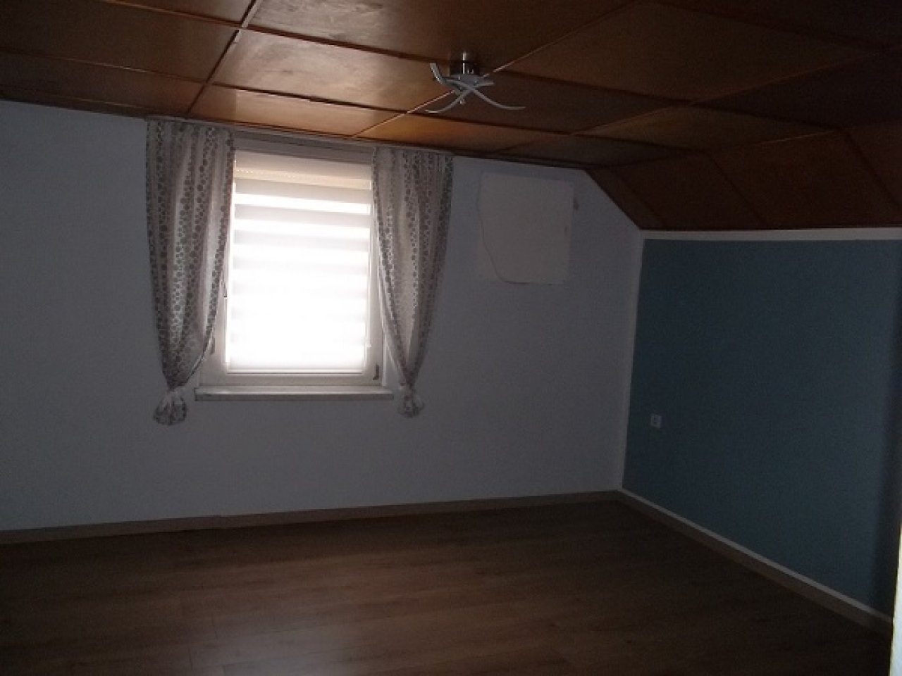 Zimmer im DG 1 Zimmer im DG 1