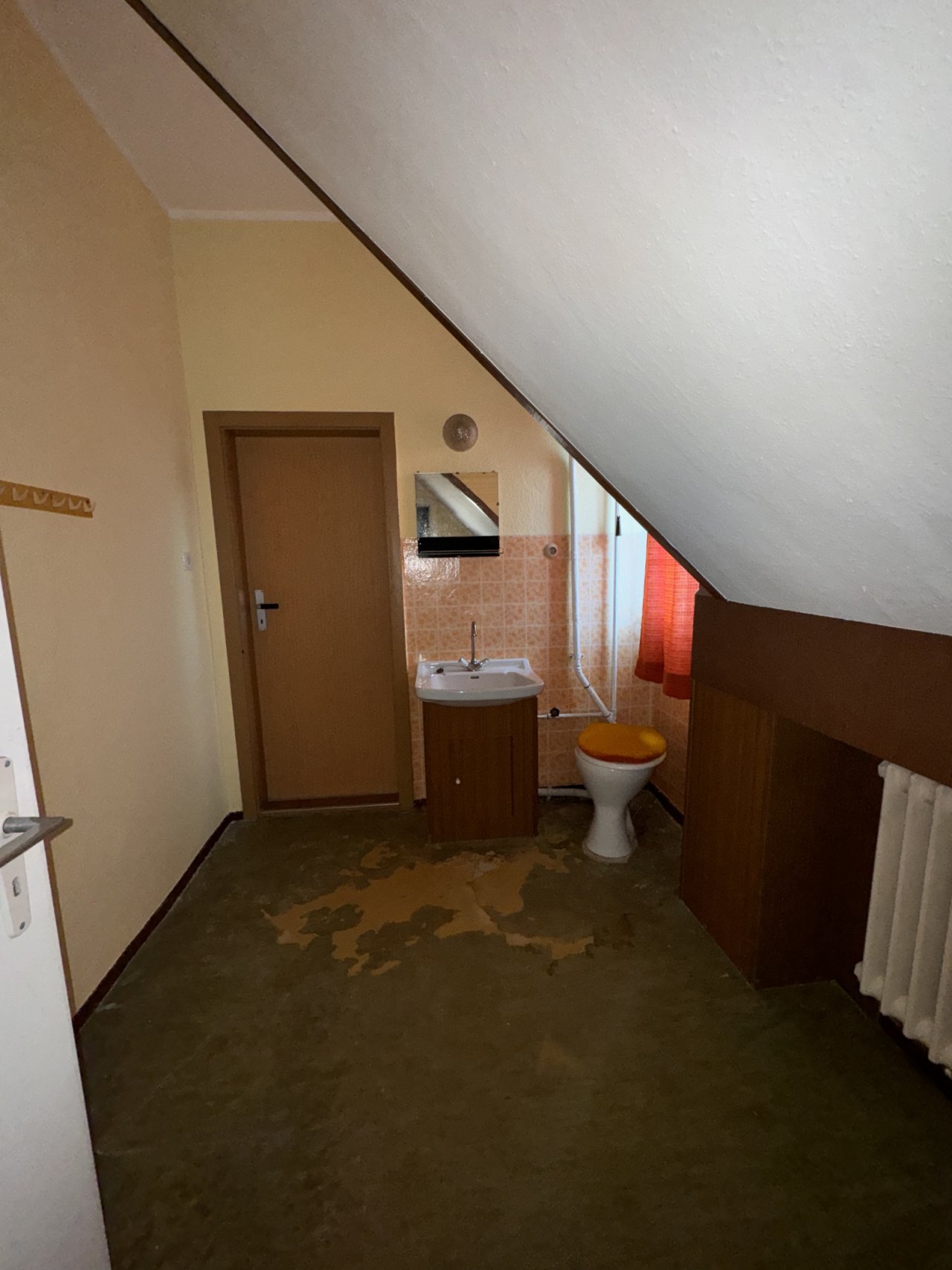 WC Dachgeschoss WC Dachgeschoss